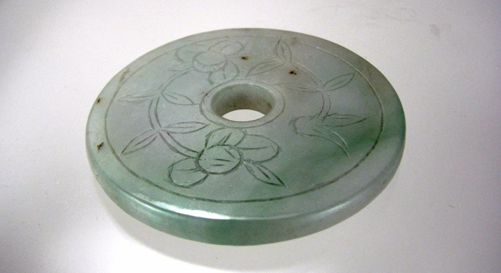 ANTIQUE CHINESE SEMI-TRANSLUCENT JADEITE JADE BI RITUAL DISK PENDANT - 3 photo 6