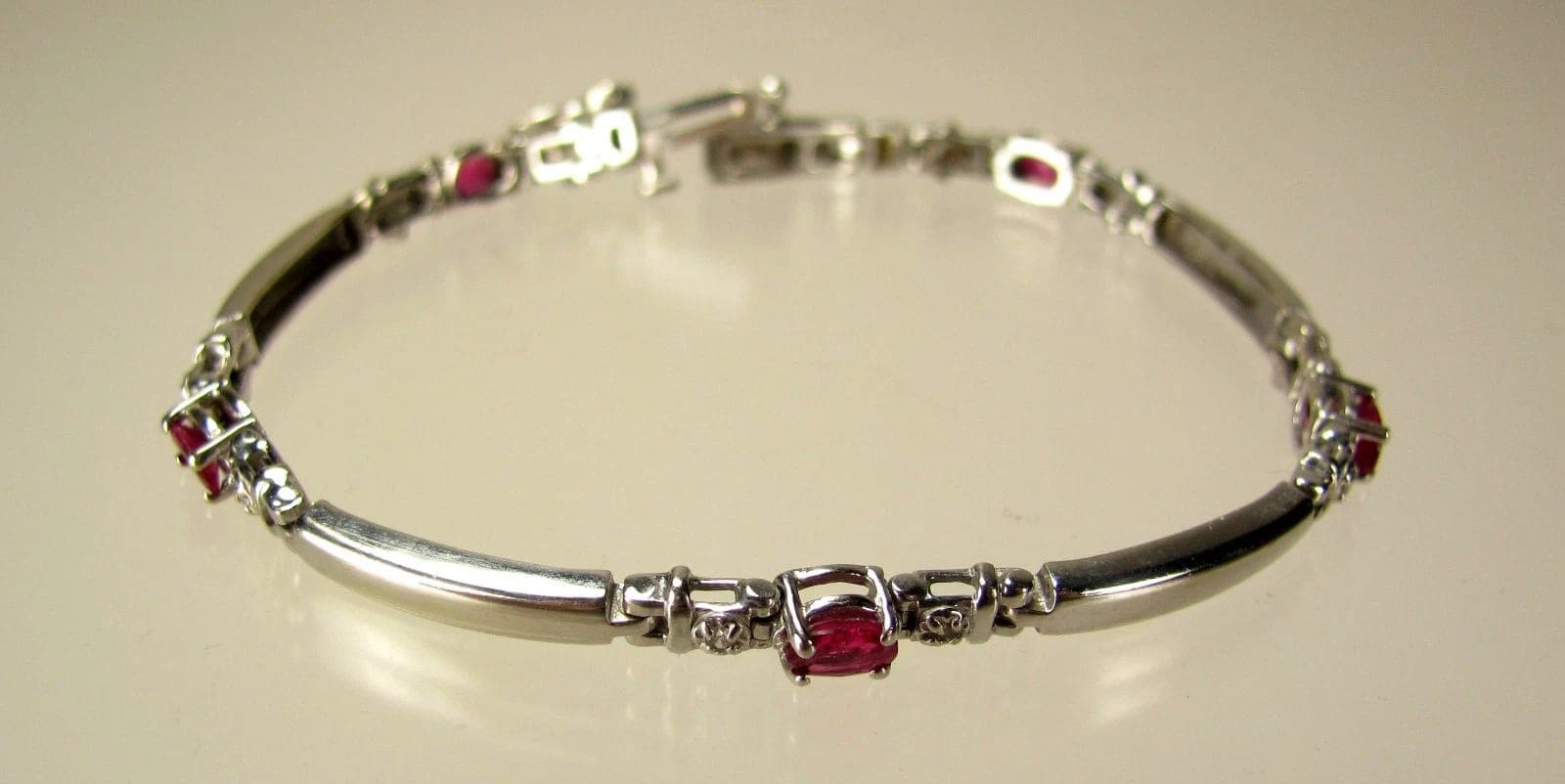 Diamond and Ruby Pendant, Earrings, Bracelet, Ring Set - 18K Gold photo 6