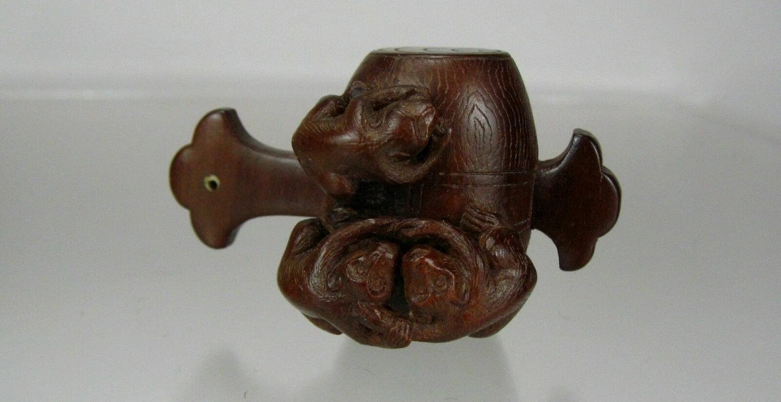 KÔRYÛ, 19th C. Japanese Boxwood Netsuke: Three Monkeys on Daikoku's Hammer photo 9