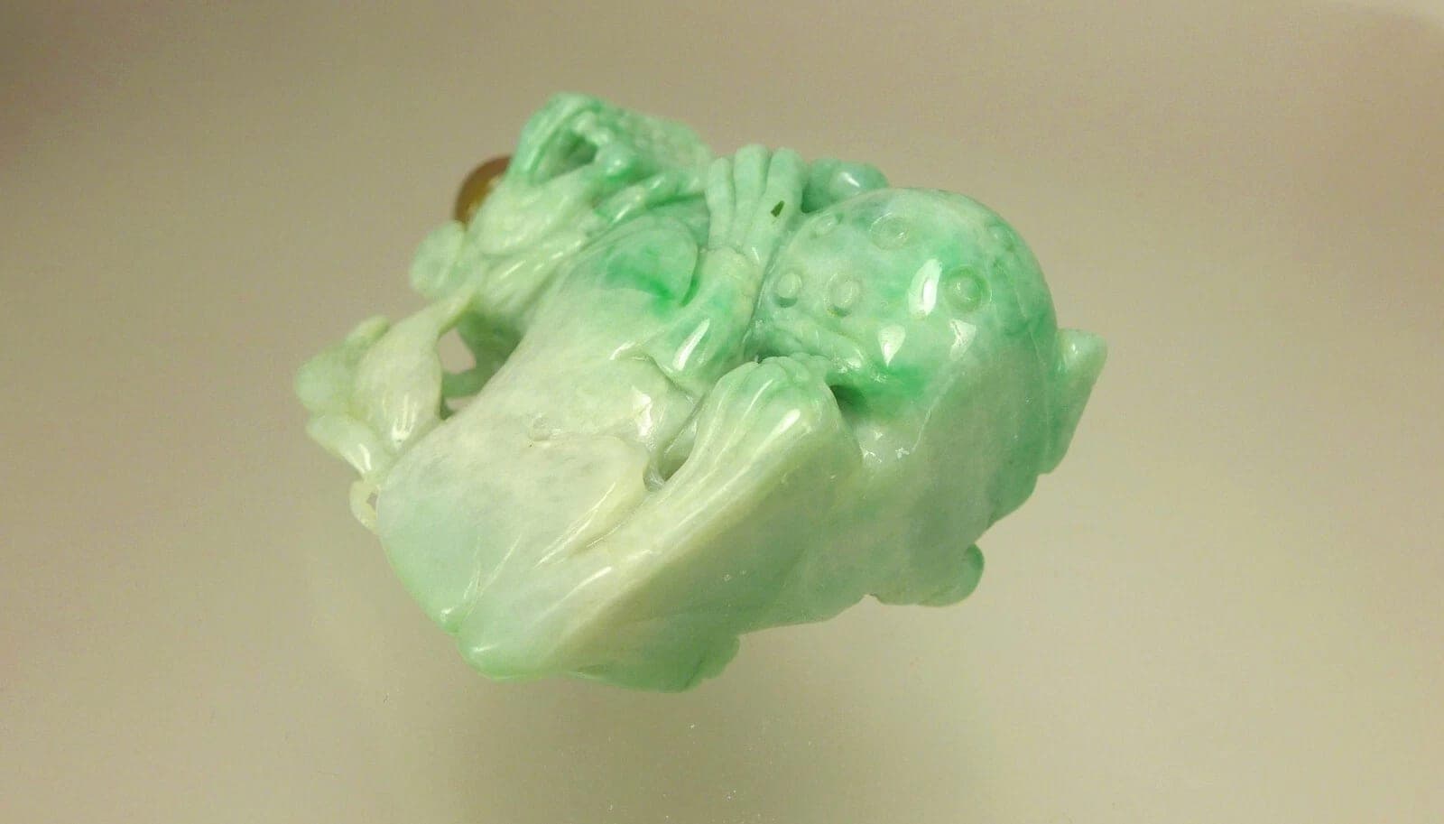 Chinese Carved Green and White Jade, Foo Dog, Snuff Bottle photo 7