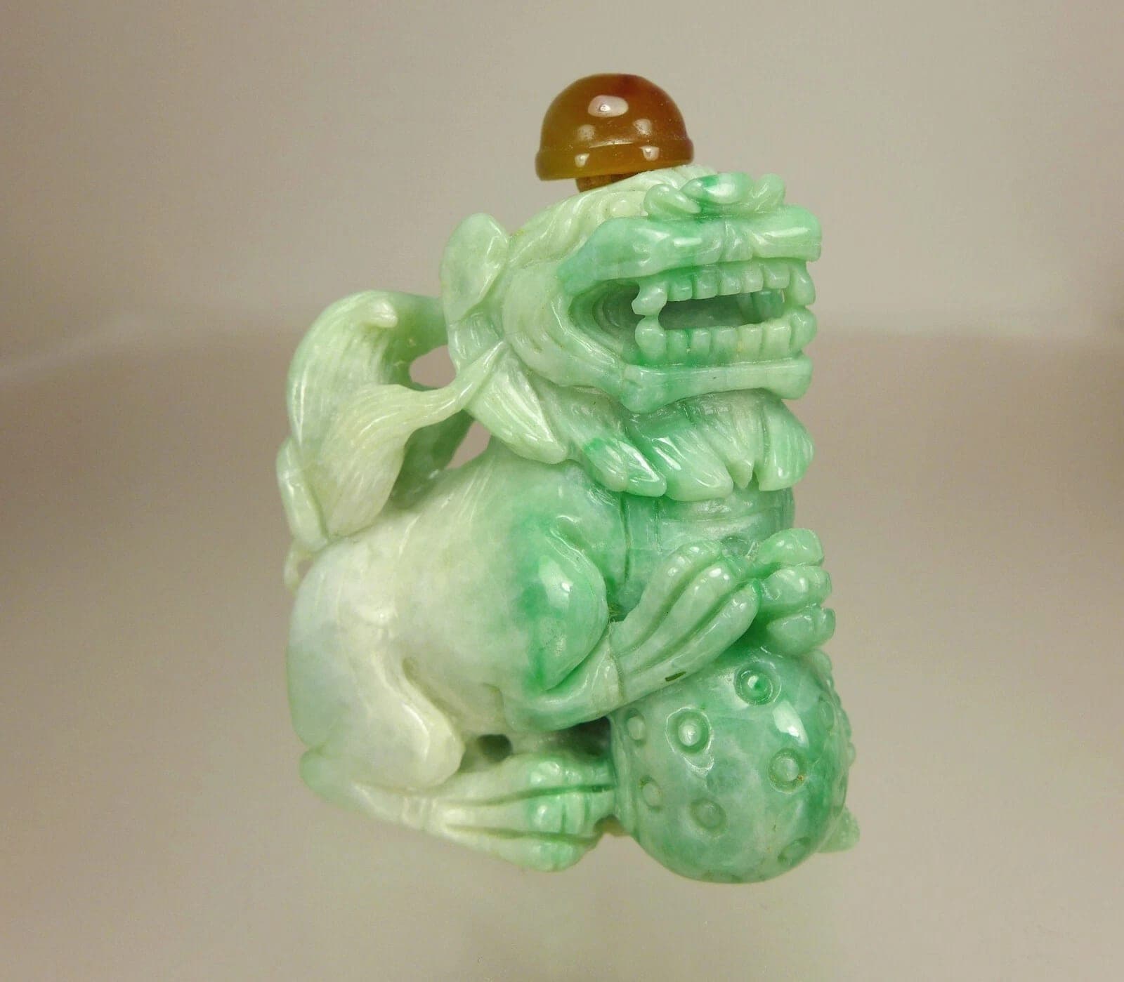Chinese Carved Green and White Jade, Foo Dog, Snuff Bottle photo 8