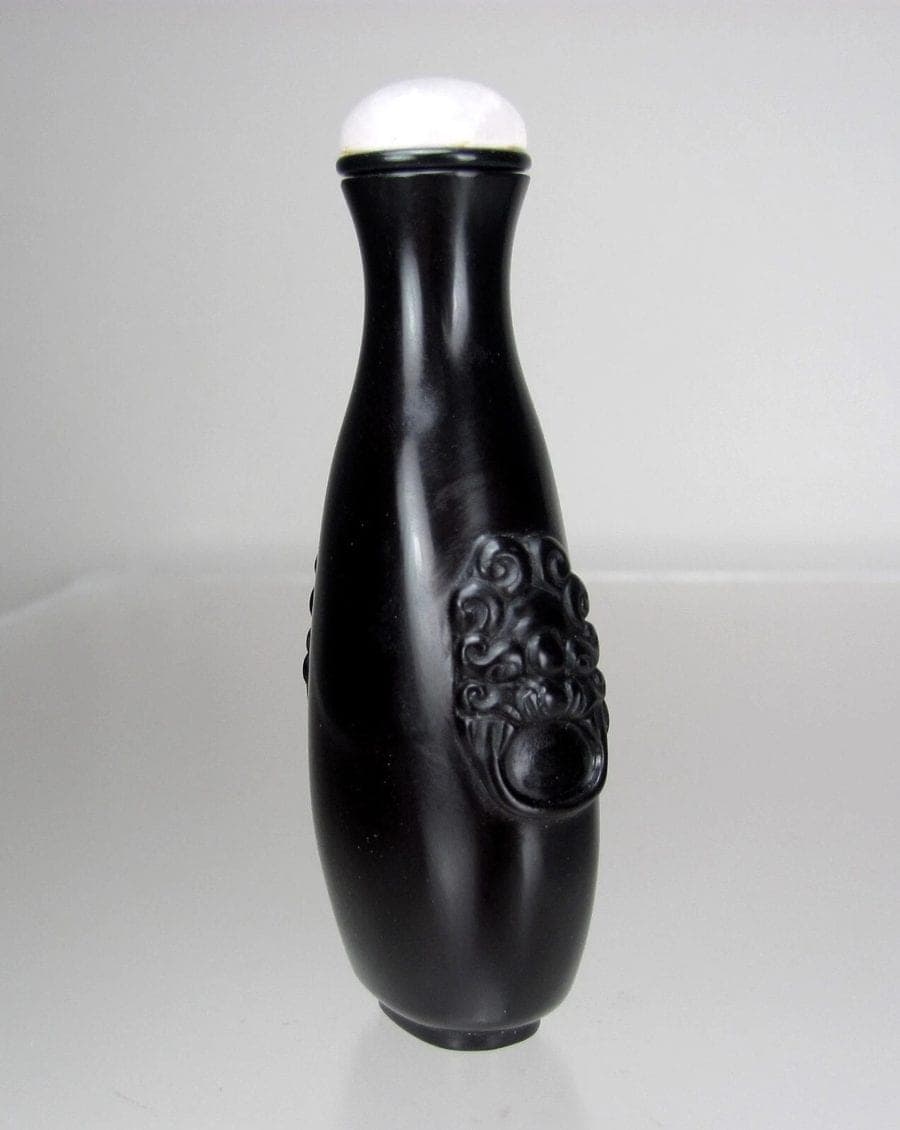 Late 19th C. Carved (Tear Shape) Peking Glass Snuff Bottle photo 4