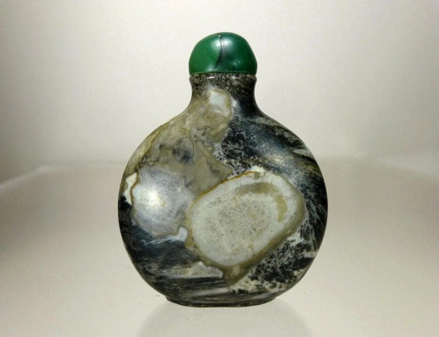 Very Unusual, Gray and Black Fossiliferous Limestone Snuff Bottle, 18/19 C. photo 2