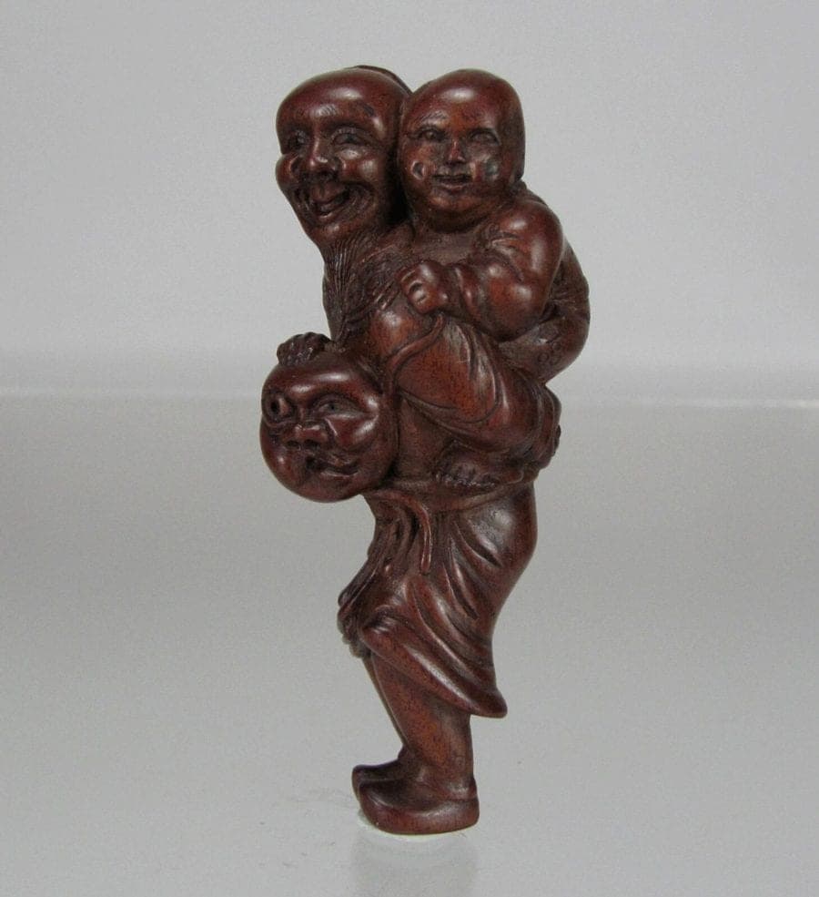 19th C. Japanese Boxwood Netsuke:  Dutchman and Child (Parody) photo 3