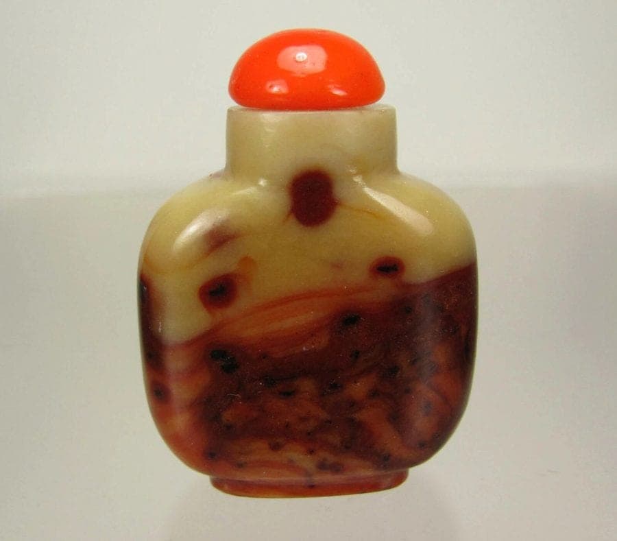 19th Century, Chinese JASPER Snuff Bottle photo 2