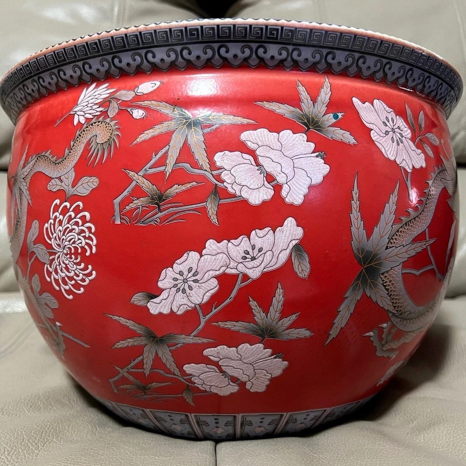 A DAYAZHAI, TIANDI YI JIA CHUN marked,  red-ground, Imperial Dragon Jardinière photo 7