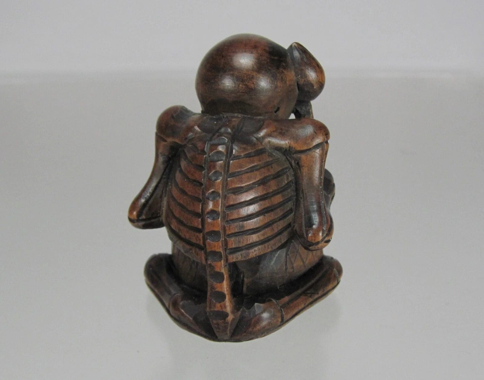 19th Century Japanese Boxwood Netsuke: Buddhist Priest Danka photo 6