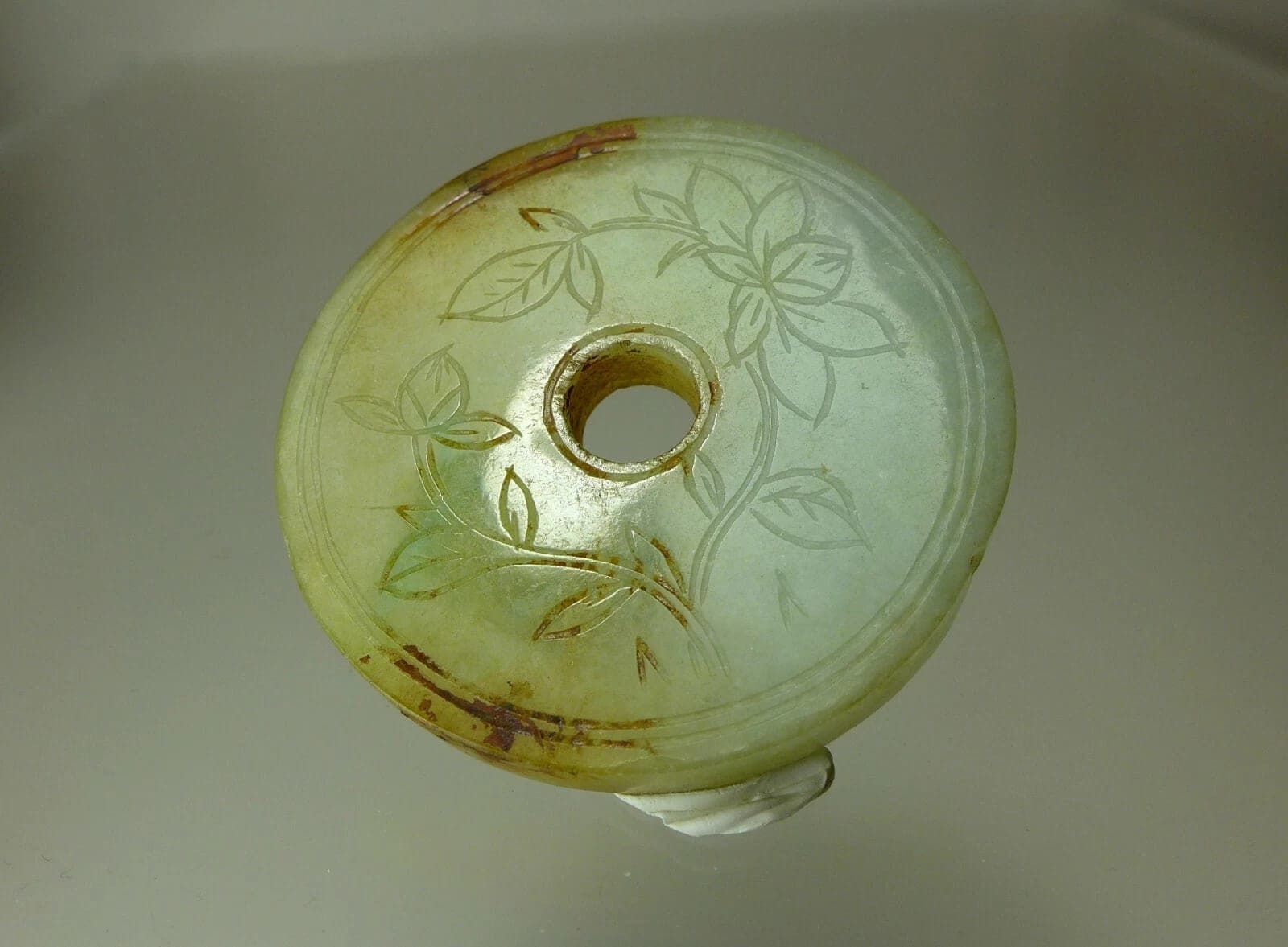 ANTIQUE CHINESE SEMI-TRANSLUCENT JADEITE JADE BI RITUAL DISK PENDANT - 4 photo 6