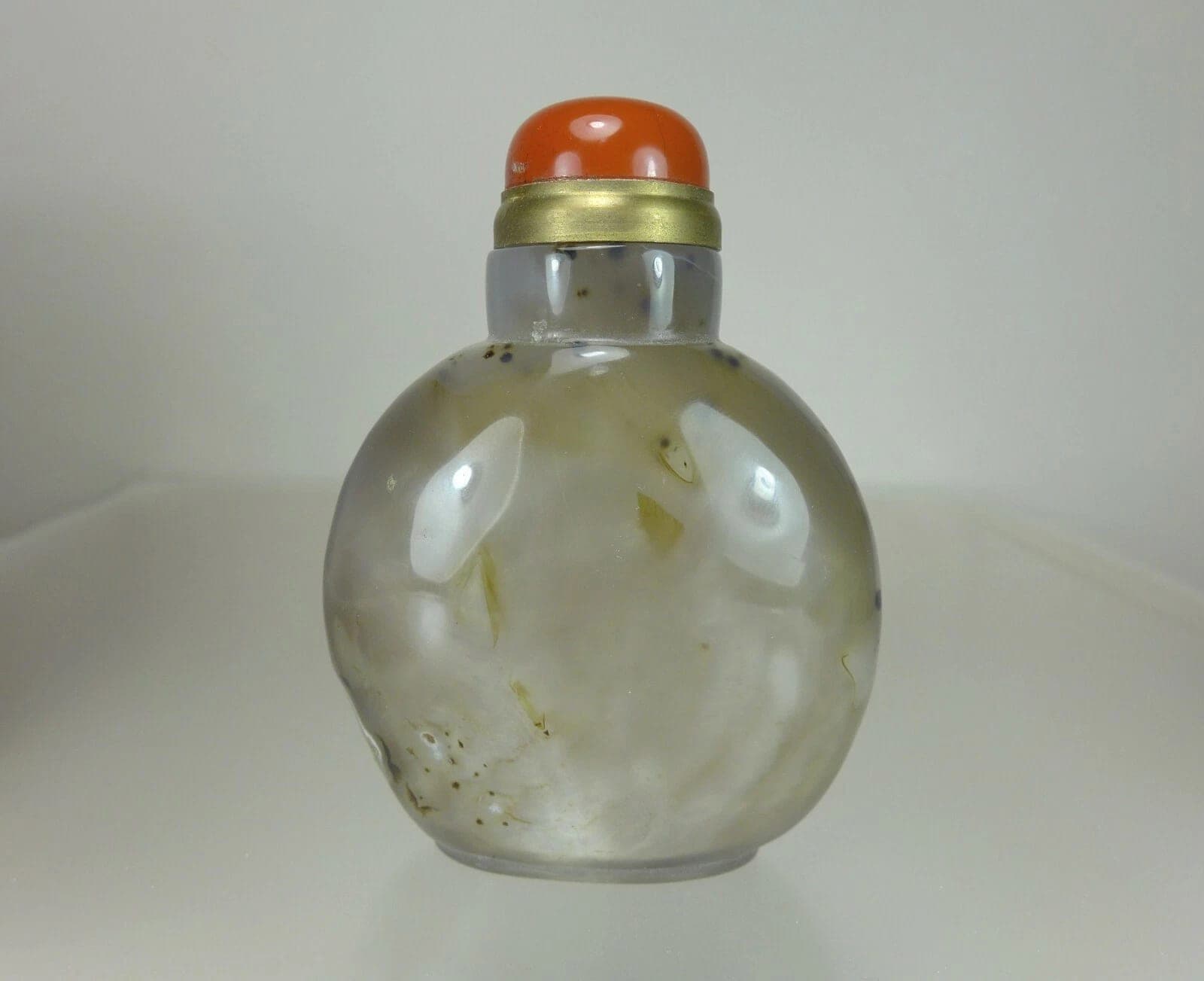 CHALCEDONY Snuff Bottle photo 2