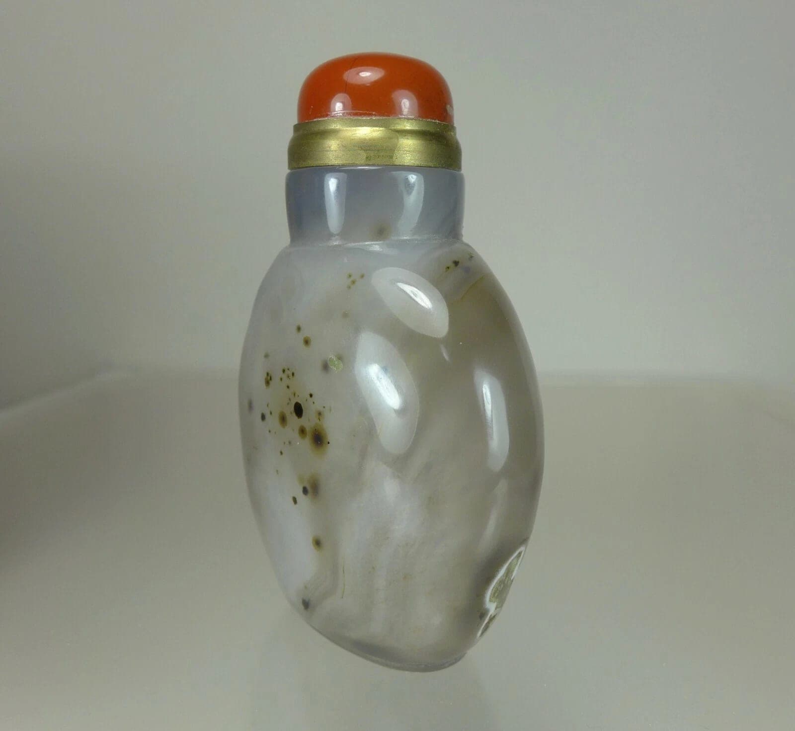 CHALCEDONY Snuff Bottle photo 4
