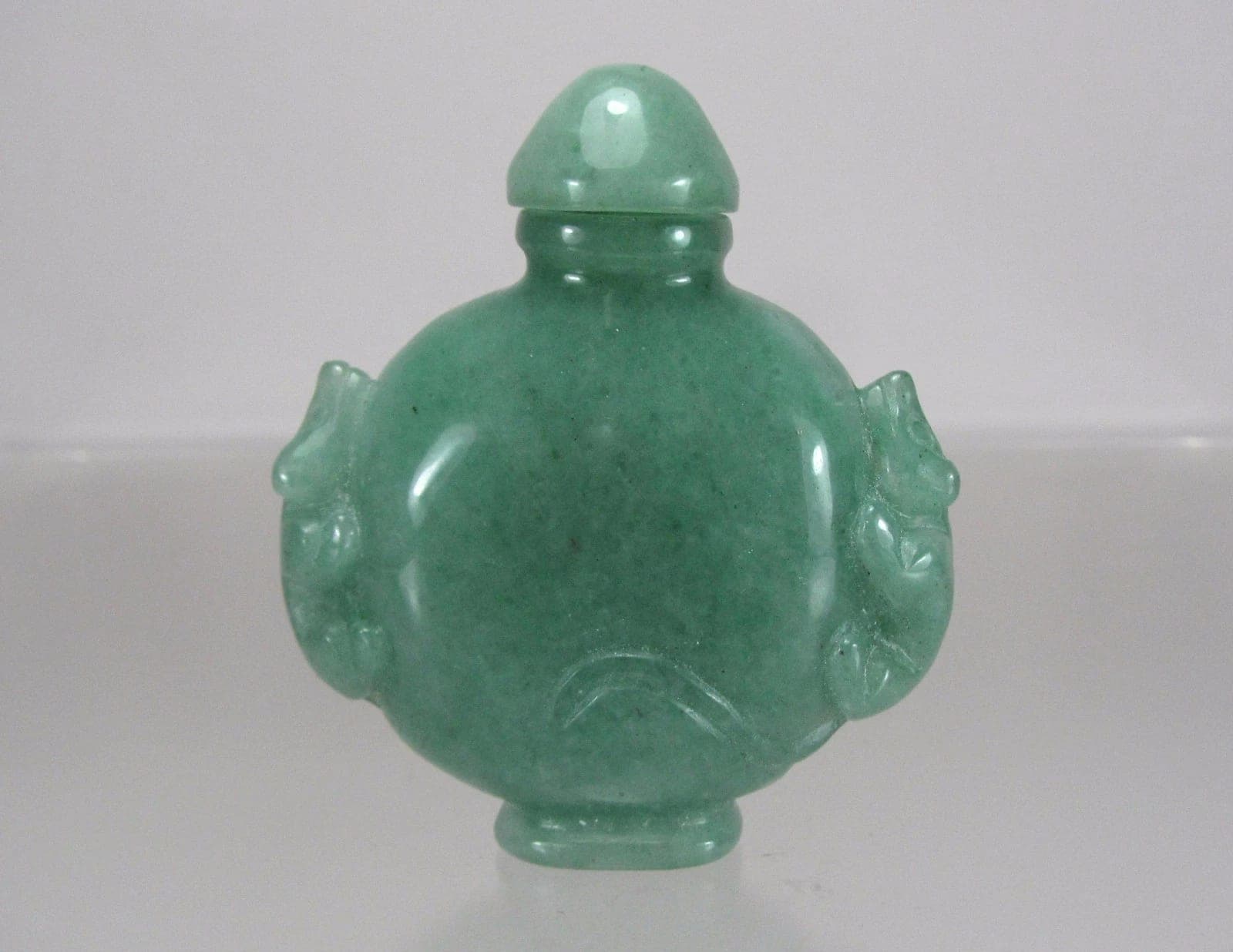 Chinese Carved Apple Green Jadeite Jade Snuff Bottle,  Qianlong Period