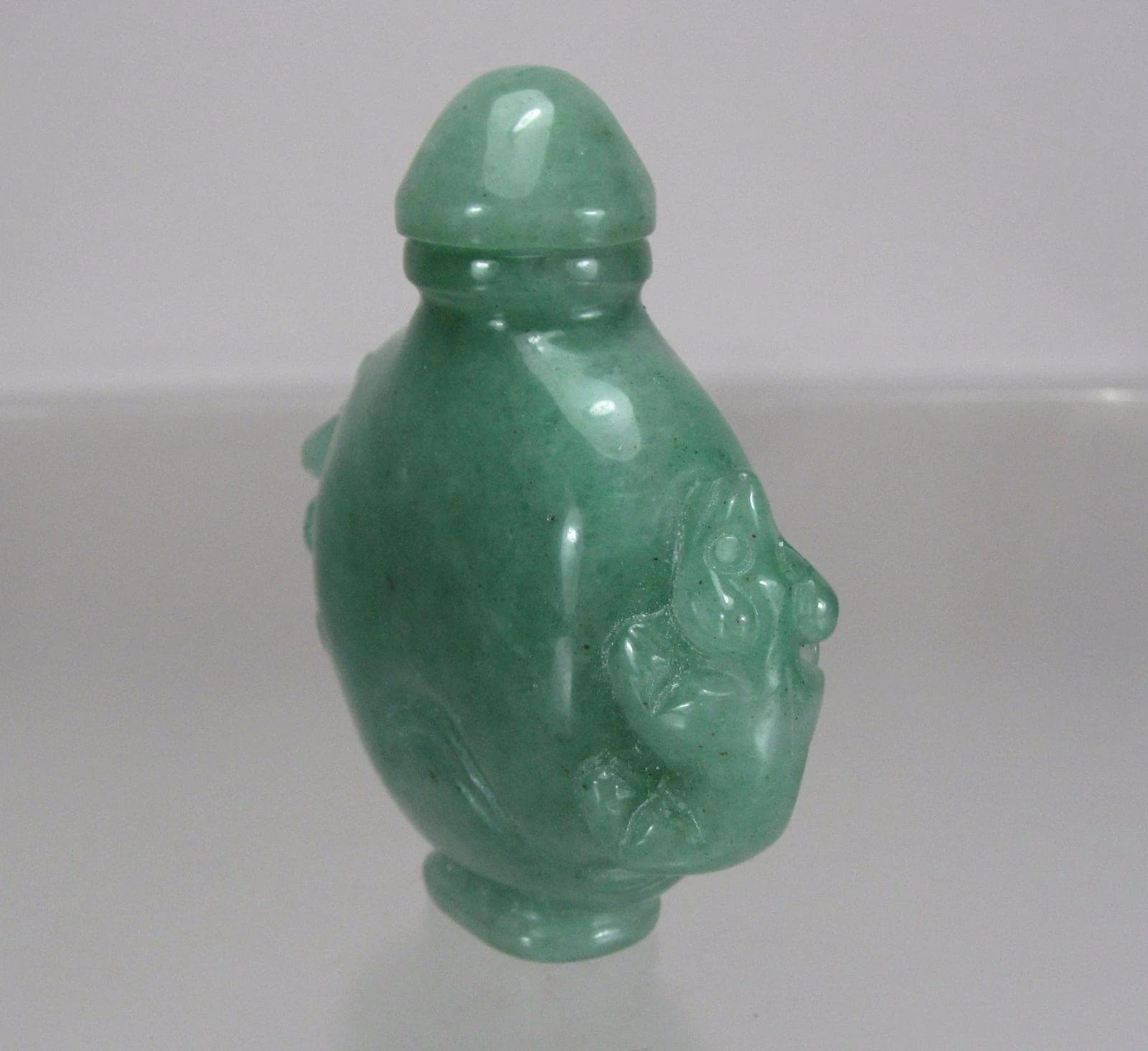 Chinese Carved Apple Green Jadeite Jade Snuff Bottle,  Qianlong Period photo 4
