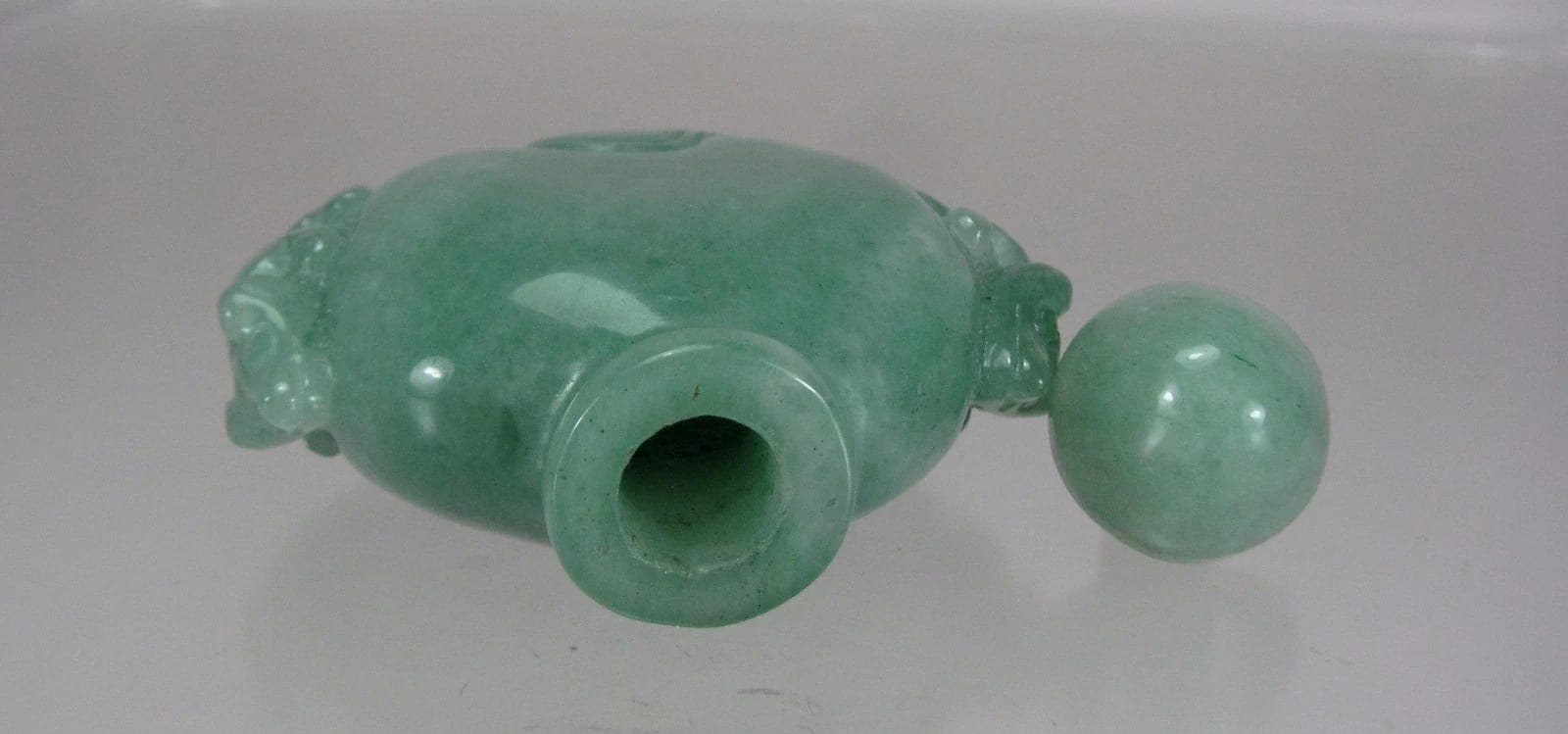 Chinese Carved Apple Green Jadeite Jade Snuff Bottle,  Qianlong Period photo 5