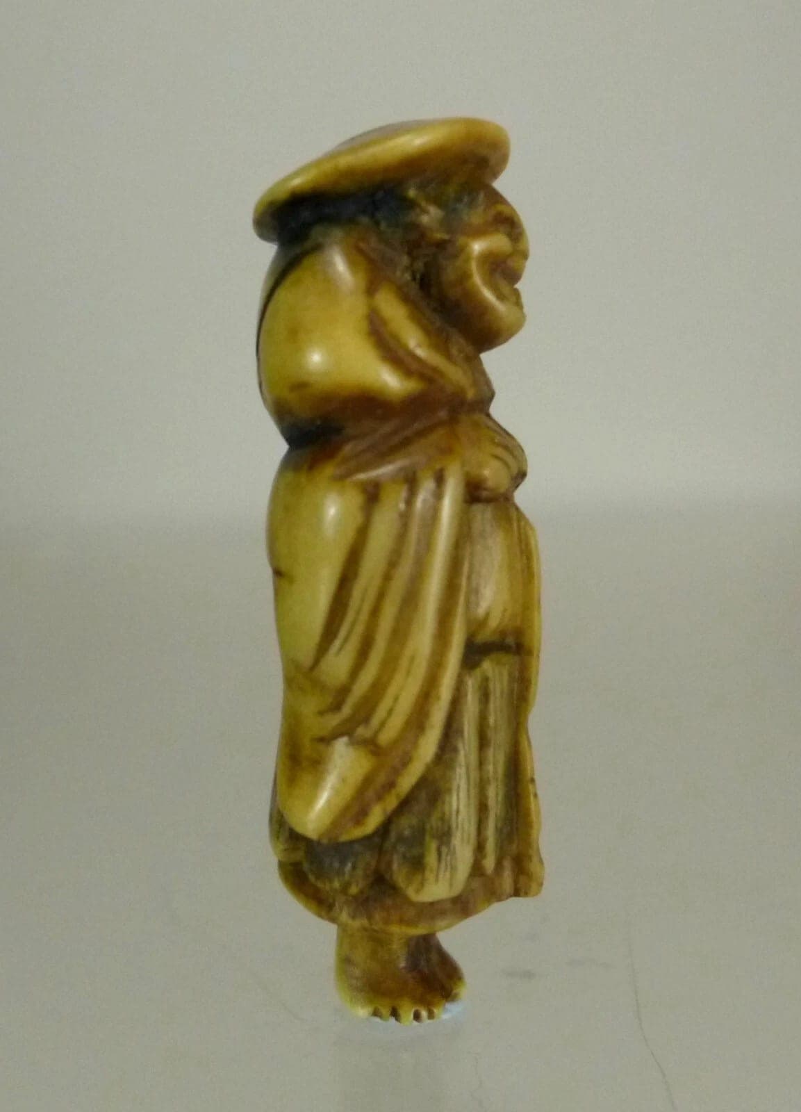 Early 19th Century Japanese Stag Antler Netsuke of a Peasant photo 4