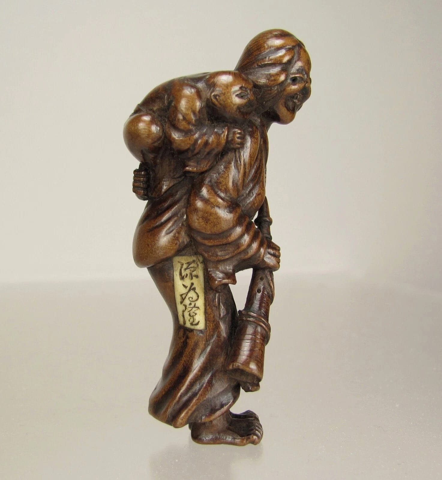 TAMETAKA, Superb EDO Period Japanese Boxwood Netsuke, Mother and Child photo 2