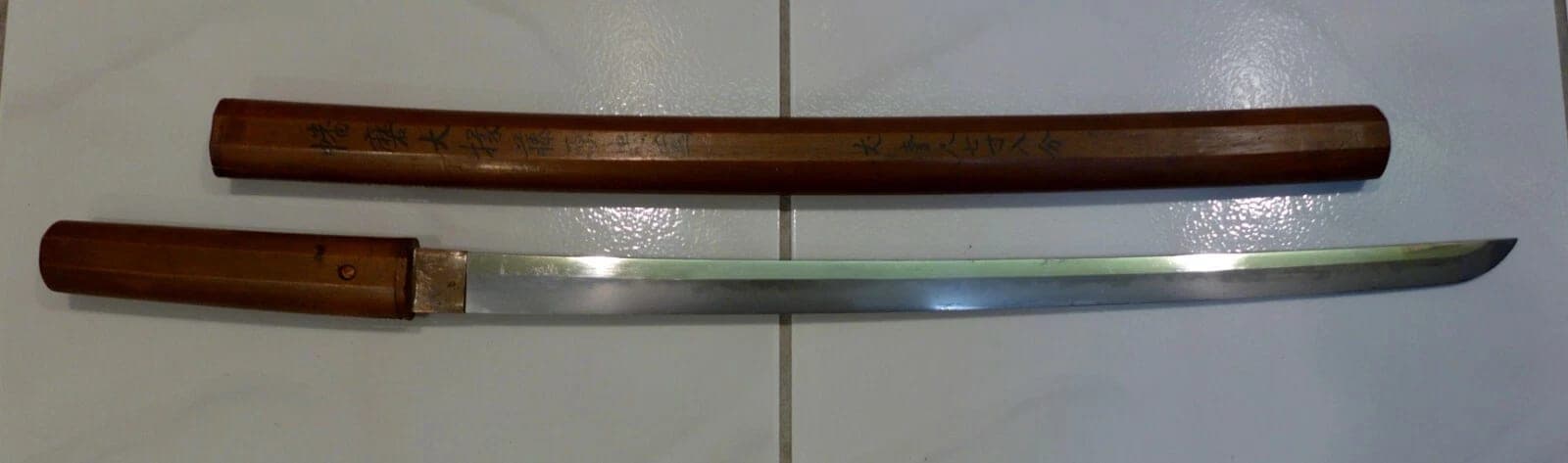 Shinto Japanese Samurai Sword (Wakizashi) with Sayagaki, Signed Tadakuni photo 12