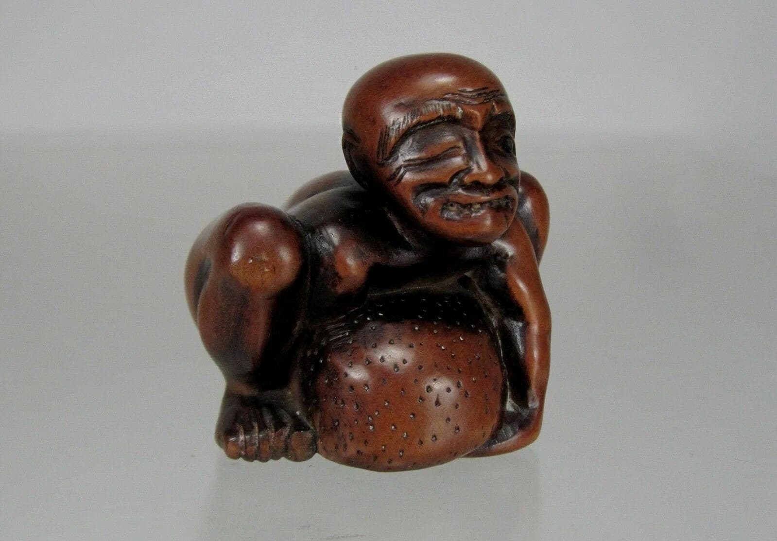 HAKUDOSAI, 19th C. Japanese Boxwood Netsuke: Totsuka Beggar photo 2