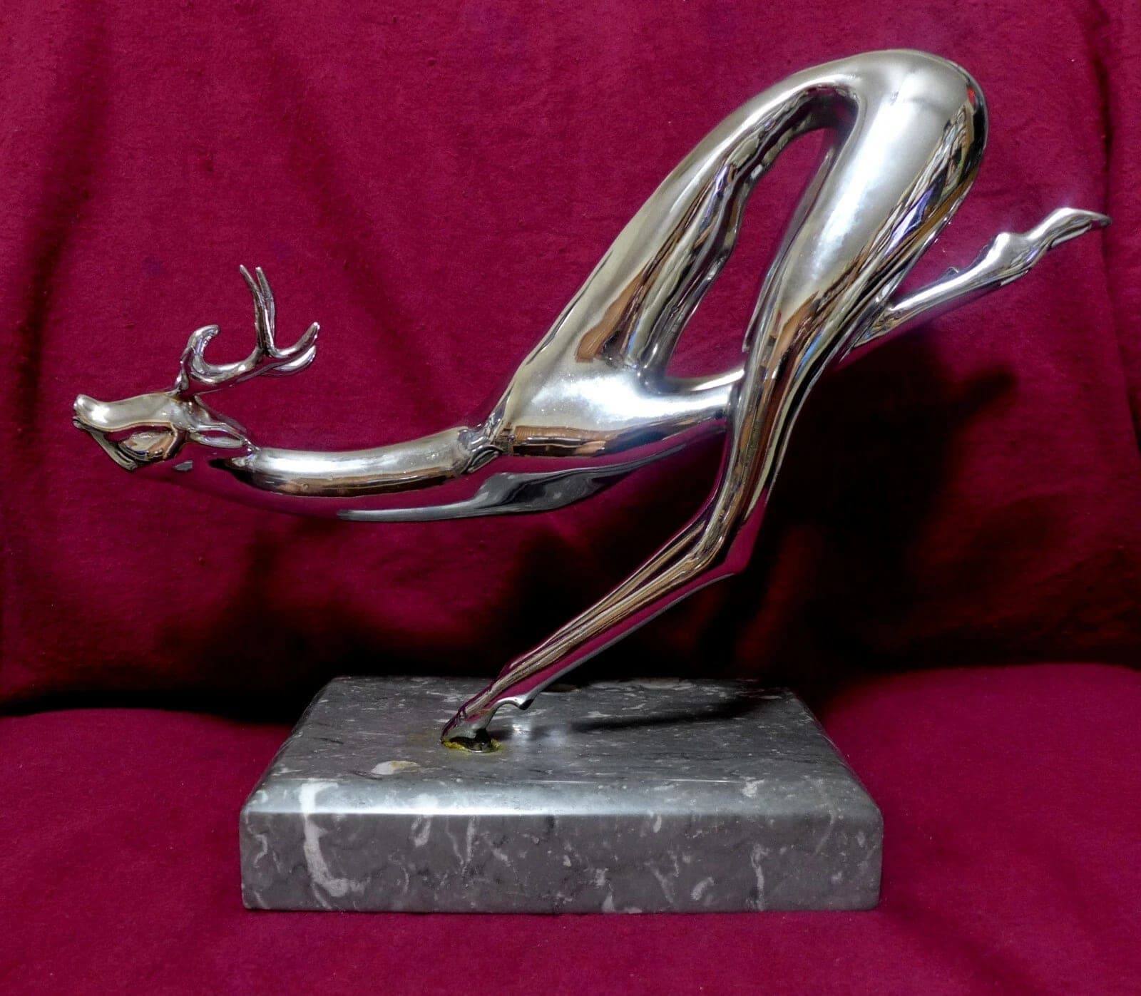 Hattakitkosol Somchai, Reindeer Polished Nickel Sculpture photo 2
