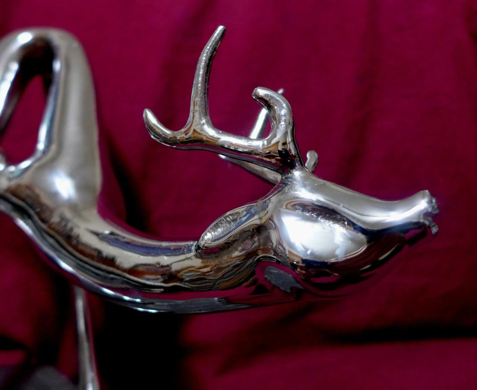 Hattakitkosol Somchai, Reindeer Polished Nickel Sculpture photo 6