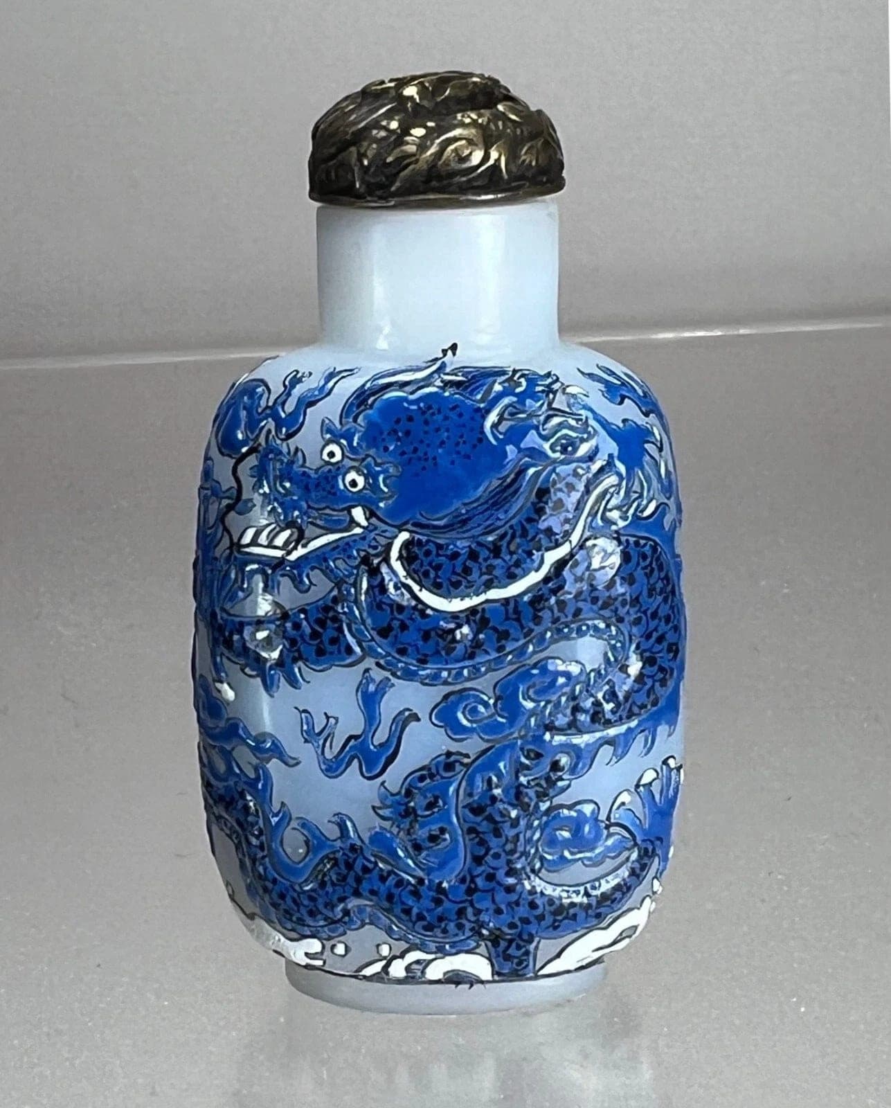 Qing Dynasty Blue & White Enamel over Glass Snuff Bottle, Qianlong Mark photo 2