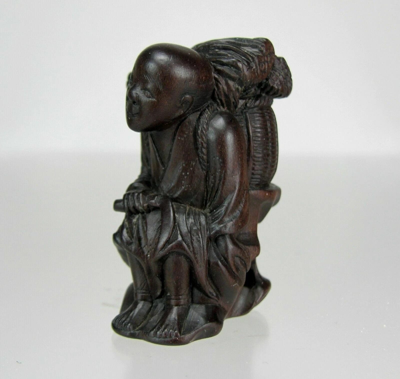 YOSHINAGA, Miura, 19th C, Japanese Wood Netsuke, Wood Gatherer photo 2