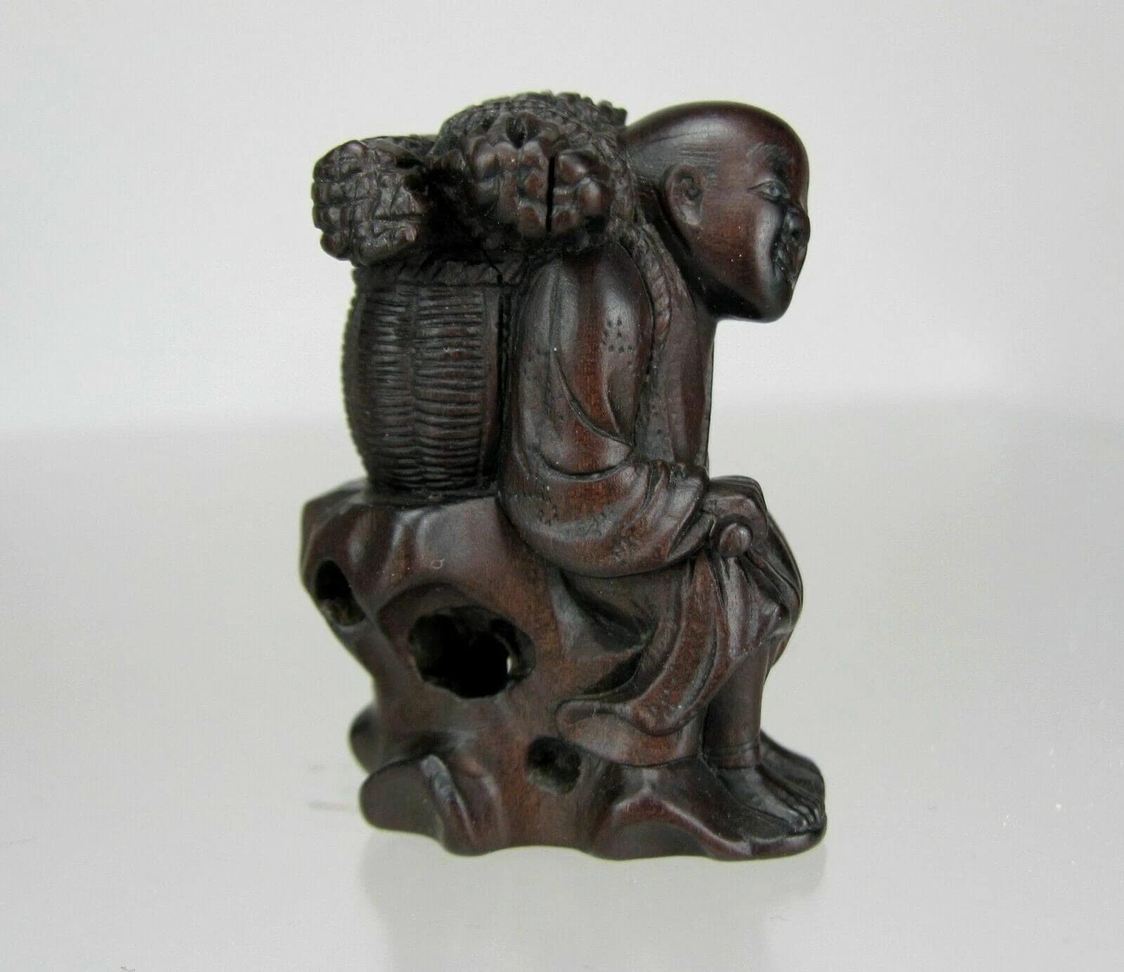 YOSHINAGA, Miura, 19th C, Japanese Wood Netsuke, Wood Gatherer photo 4