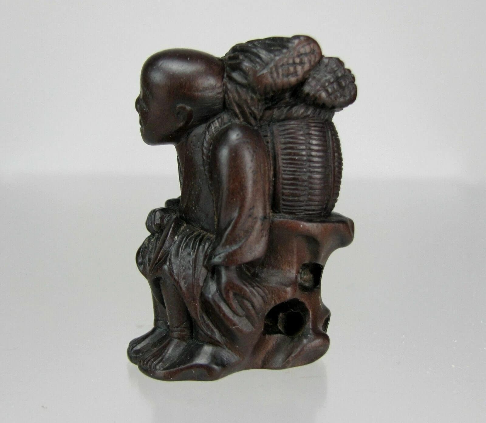 YOSHINAGA, Miura, 19th C, Japanese Wood Netsuke, Wood Gatherer photo 5