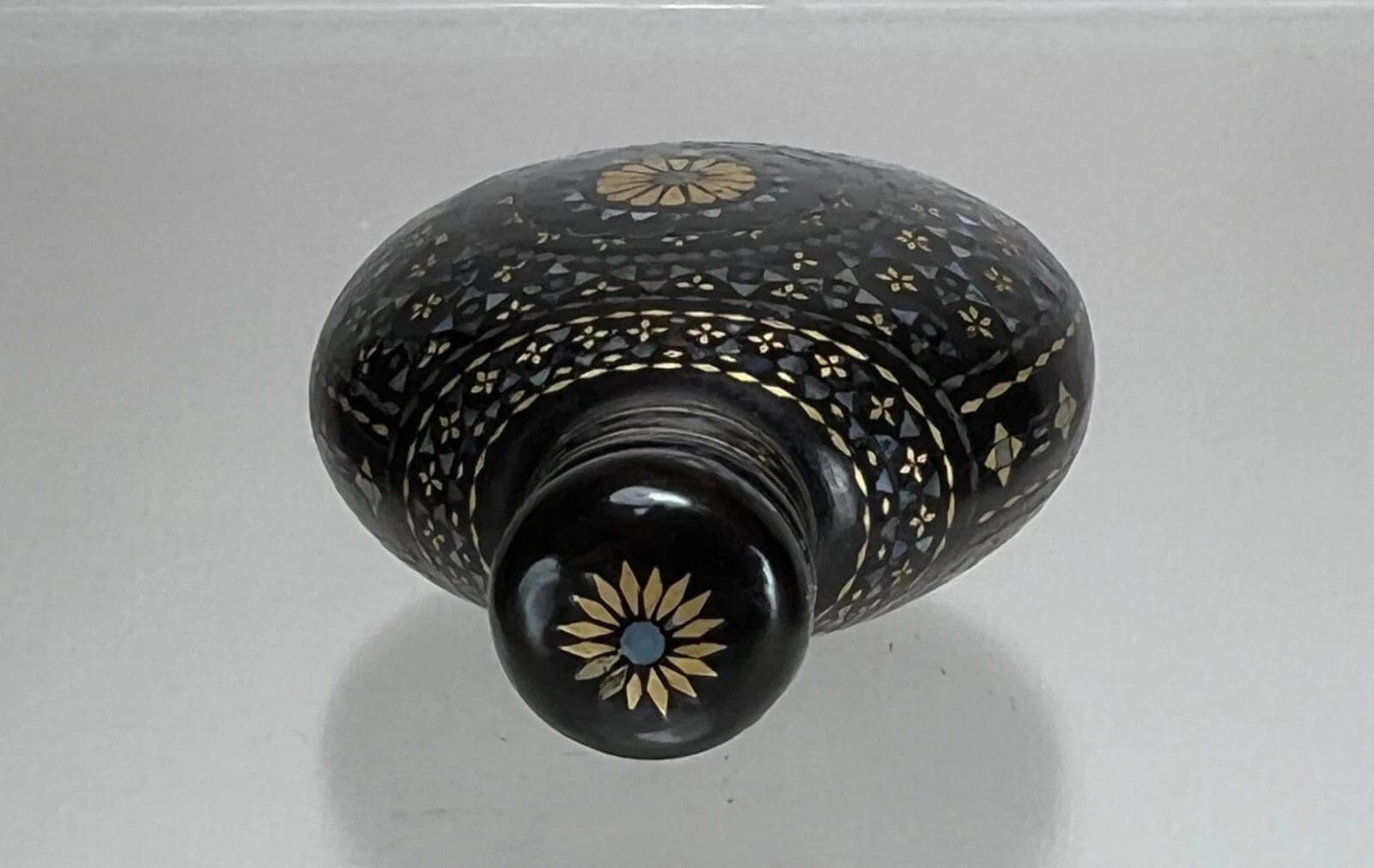 Chinese Laque  Burgaute SNUFF BOTTLE, 19th C. photo 6