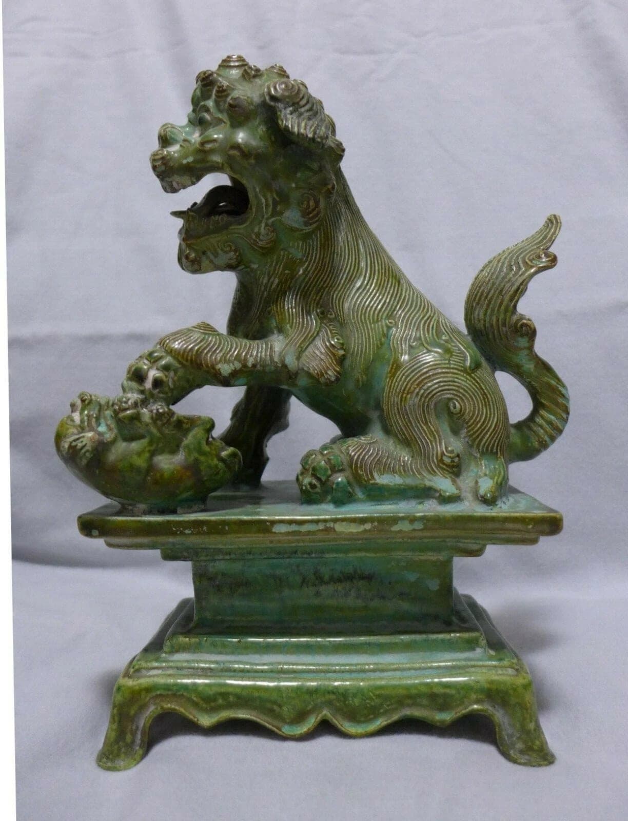 Song Dynasty (960-1279) - Buddhist Bronze-Green-glazed Ceramic Foo Dogs photo 2