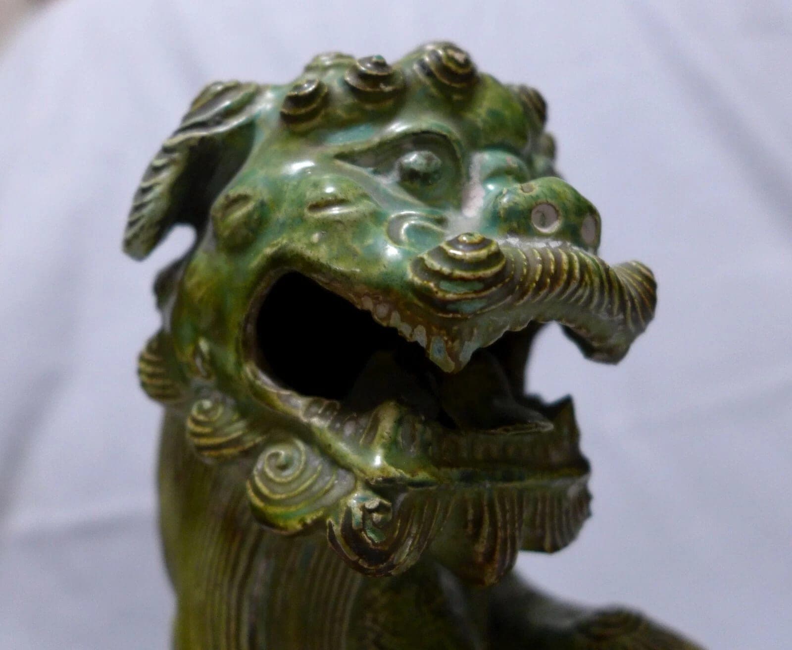 Song Dynasty (960-1279) - Buddhist Bronze-Green-glazed Ceramic Foo Dogs photo 9