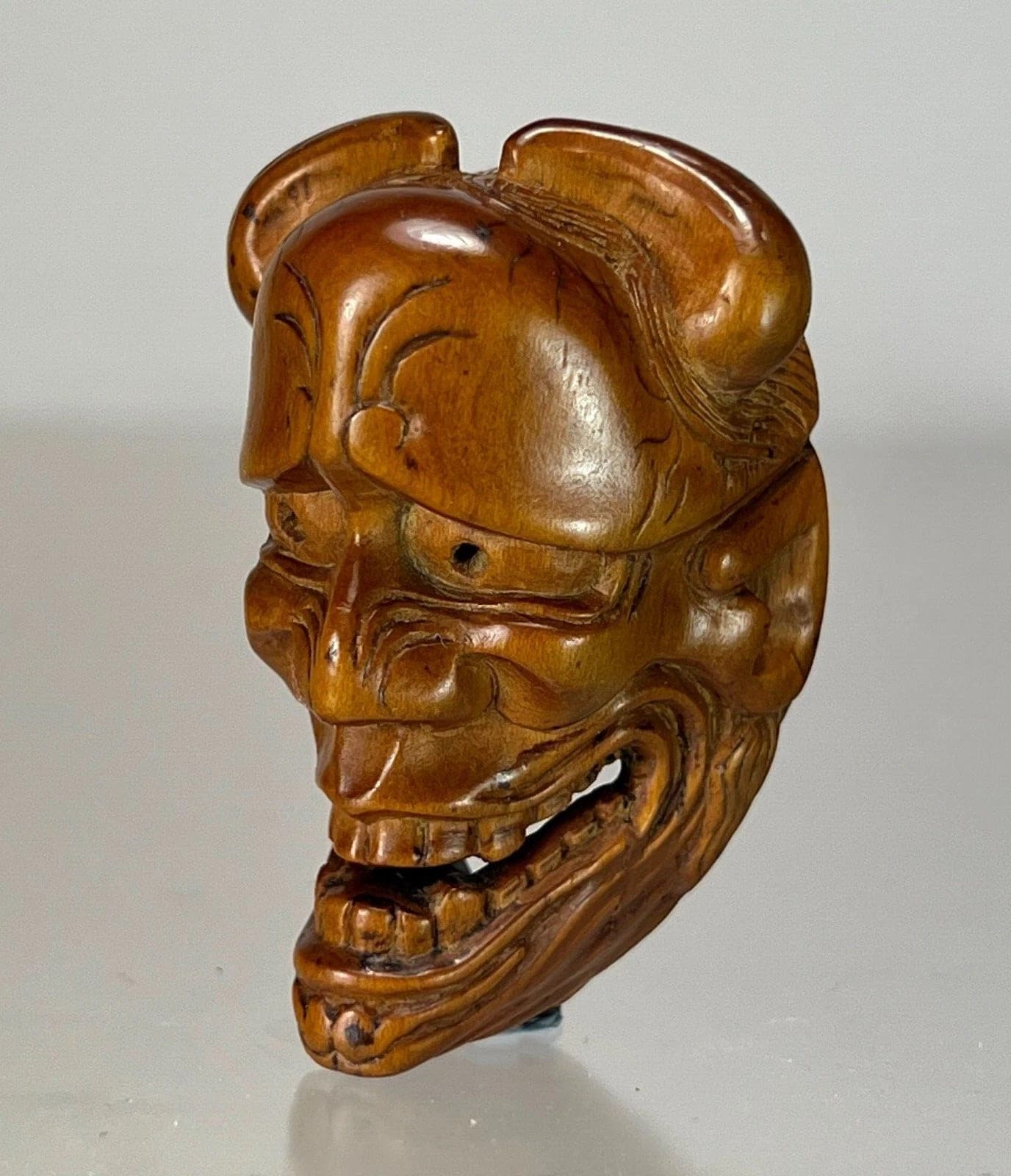 DEME UMAN, Early 19th C. Japanese Wood Mask Netsuke, DEAMON photo 2