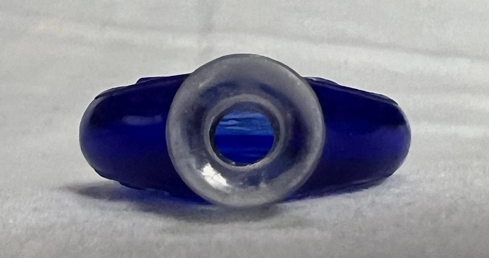 VERY RARE, Blue Overlay over Clear Glass (Thin) Snuff Bottle photo 8