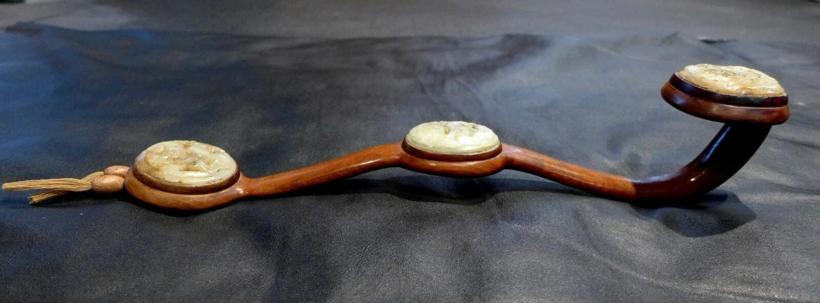 Zitan Wood Ruyi Scepter with Pheasant Jade Plaques - Ming Dynasty photo 3