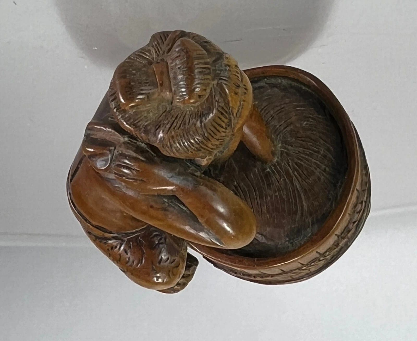 Japanese Boxwood Netsuke - OKAME Taking a Bath, 19th C. photo 7