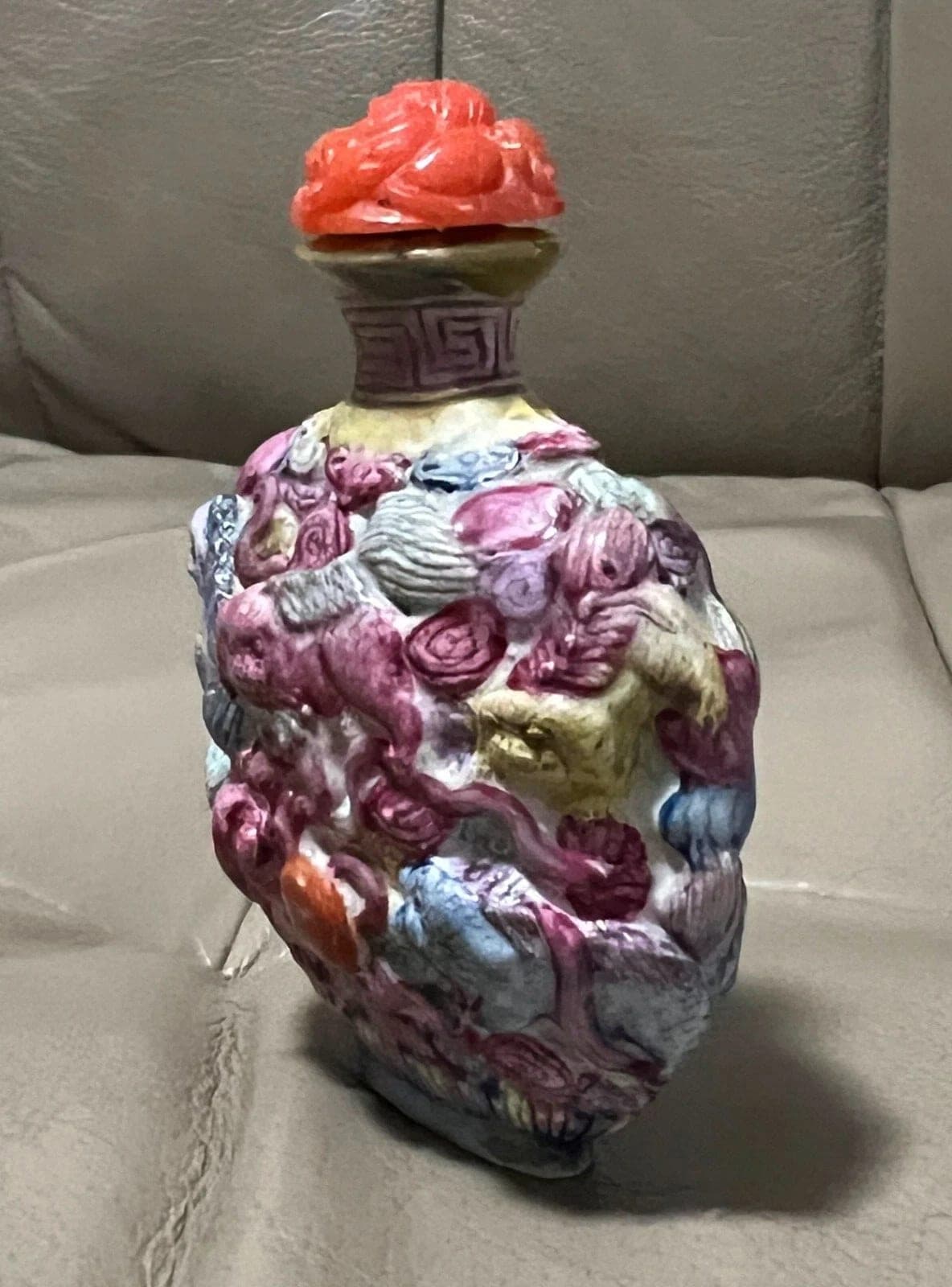 FAMILLE ROSE, Molded Enameled Porcelain Snuff Bottle, Qianlong Mark, B34 photo 3