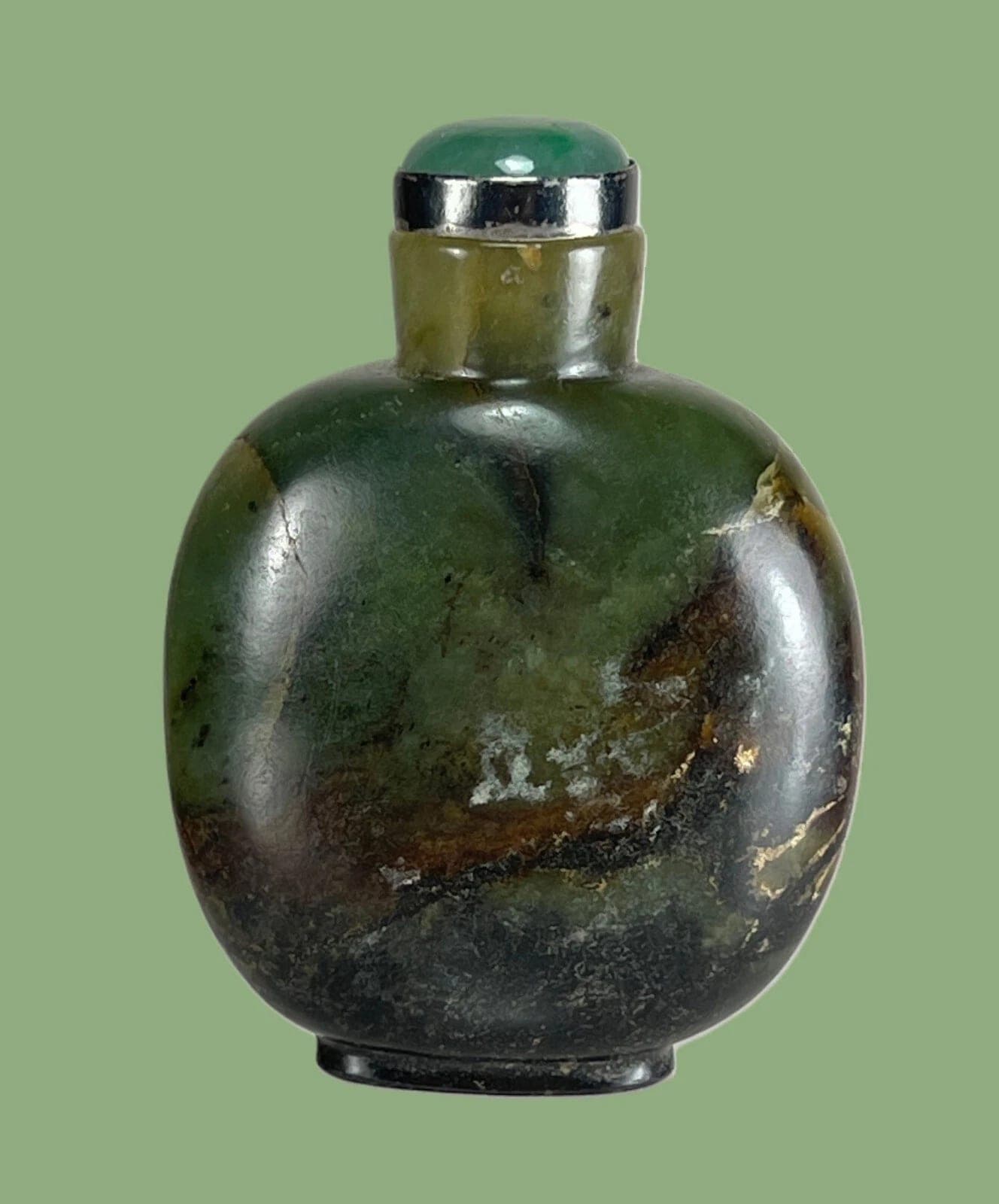 Qing Dynasty, Spinach Green Jade SNUFF BOTTLE, 18th/19th C. photo 2