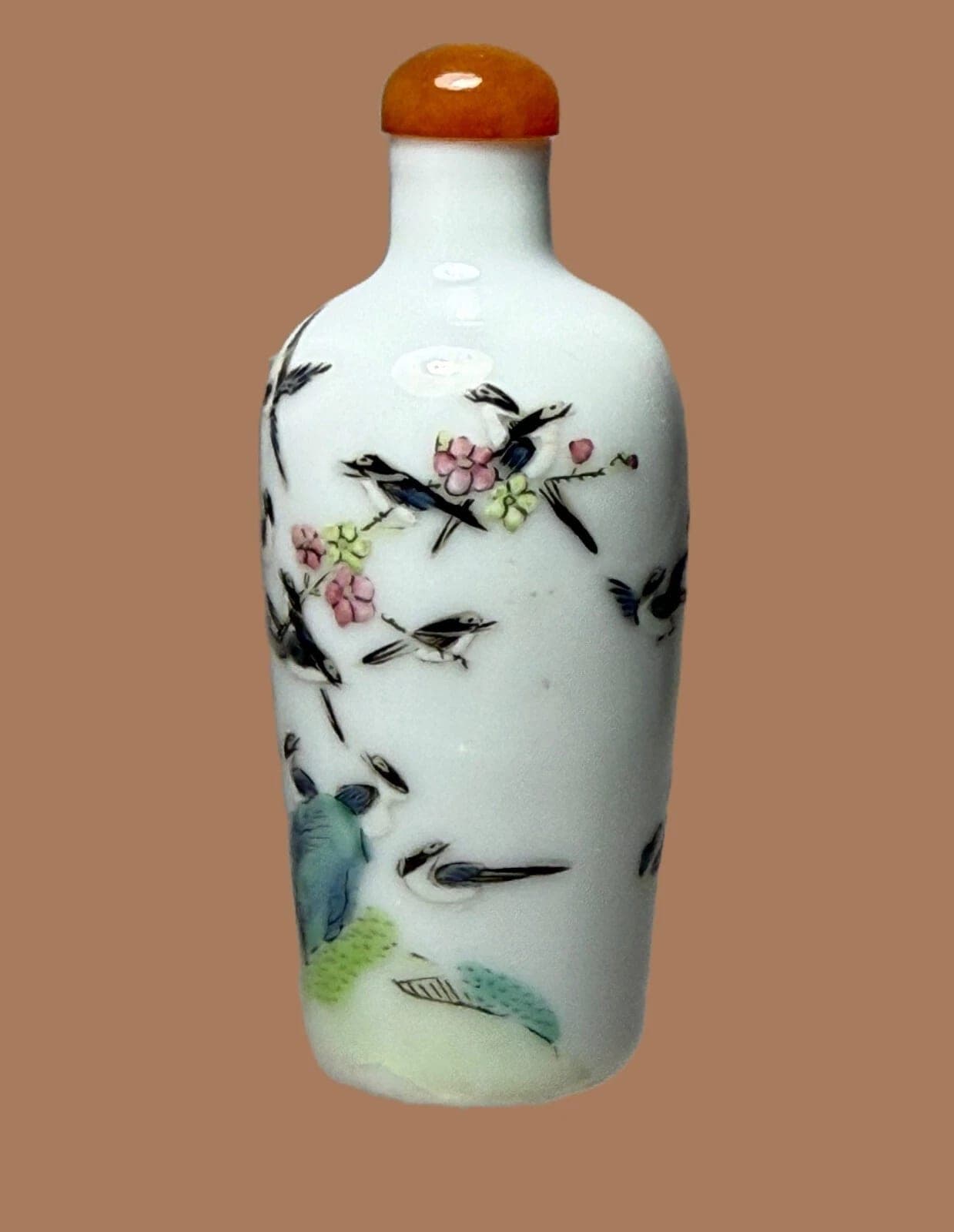 FAMILLE ROSE, 'magpie' & 'plum blossom" Porcelain Snuff Bottle, Yongzheng Mark photo 2