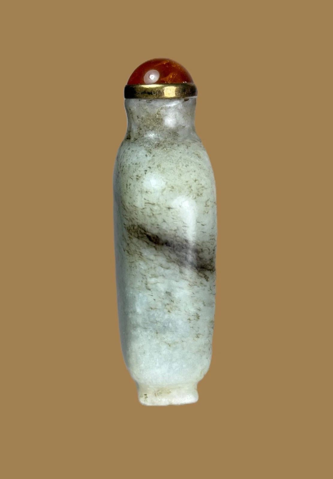 18th Century, Mutton-fat White Jade Snuff Bottle photo 4